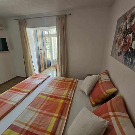 Apartments Kovac Makarska Zimmer foto