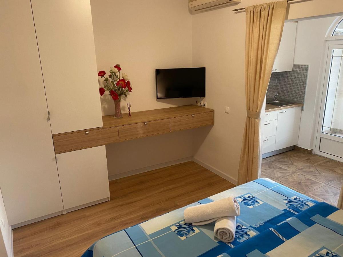 Apartments Kovac Makarska Exterior foto