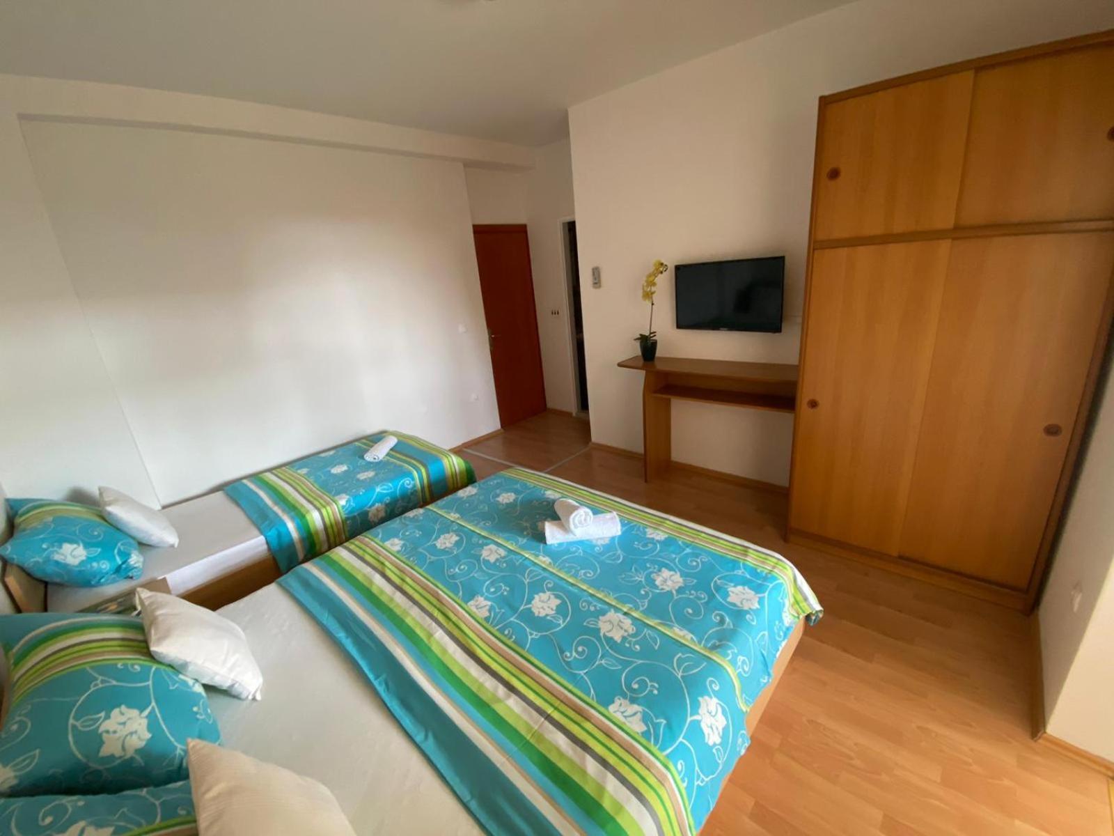 Apartments Kovac Makarska Zimmer foto