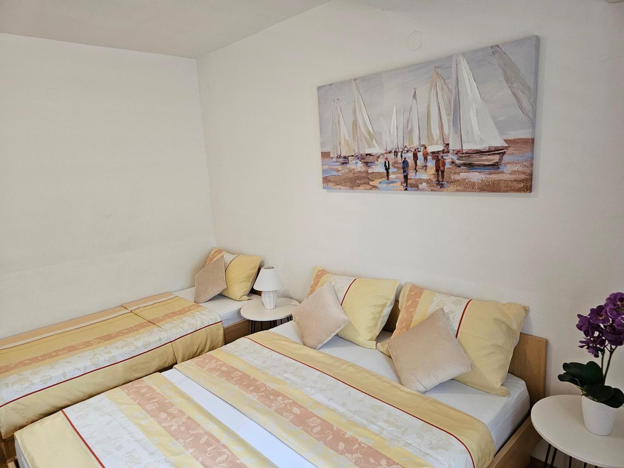 Apartments Kovac Makarska Zimmer foto