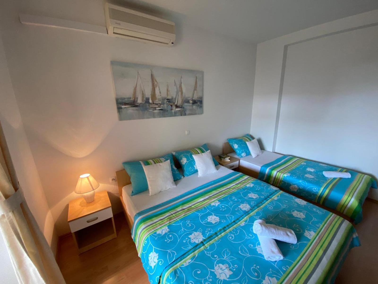Apartments Kovac Makarska Zimmer foto