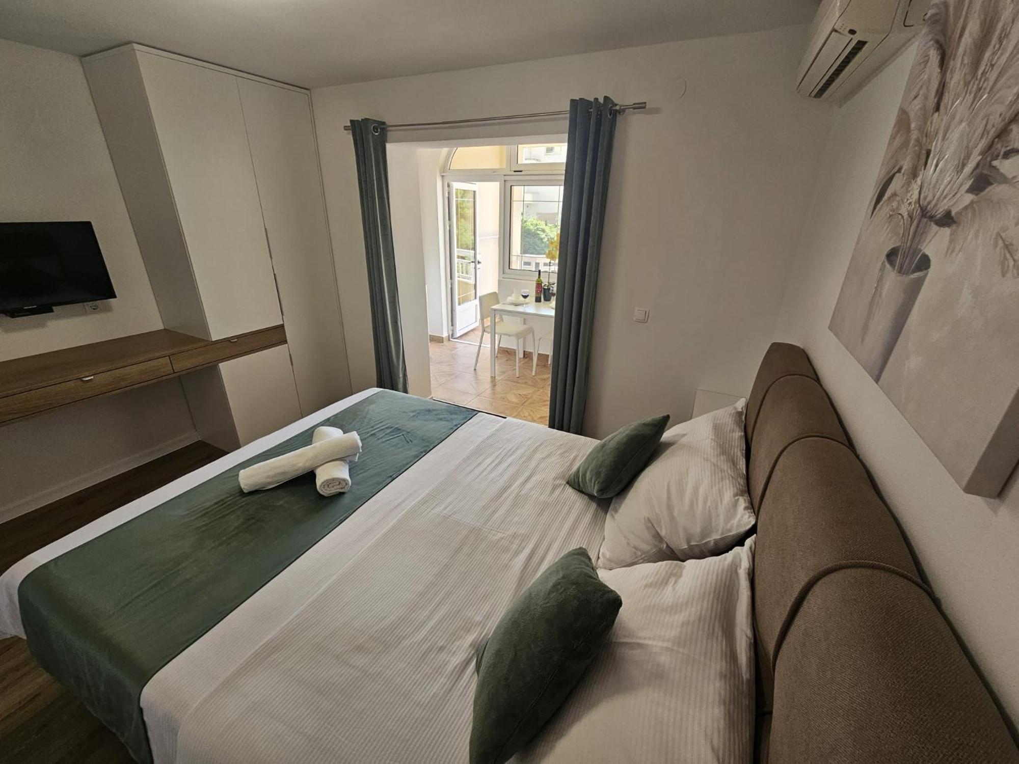 Apartments Kovac Makarska Zimmer foto